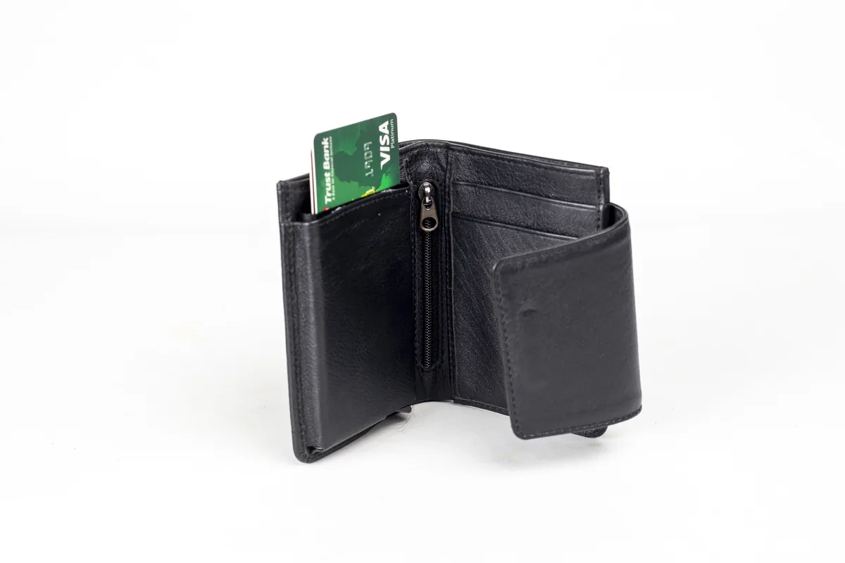Loretta Men's Leather Bifold Wallet with Pop-up cards holder